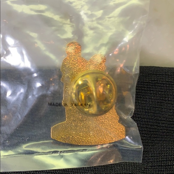 Vintage DEPT. 56 Villagers Collectors Pin - Picture 5 of 6